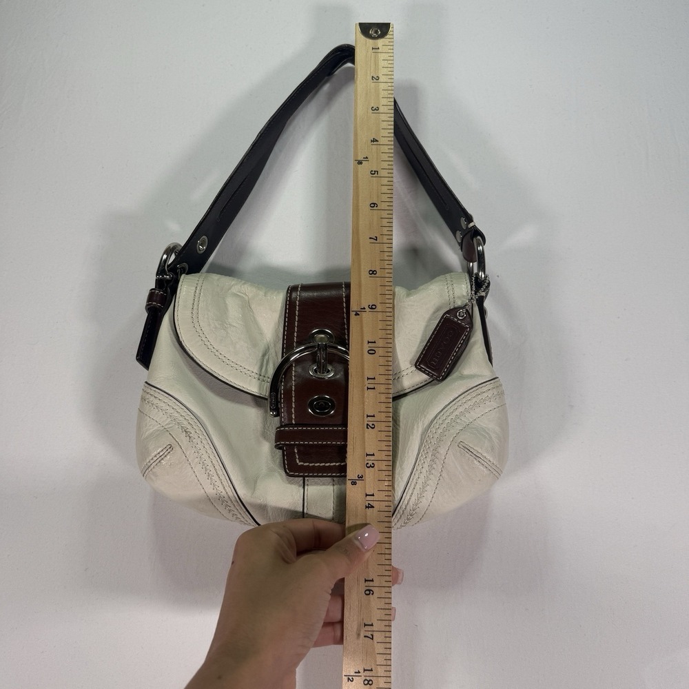 Coach Y2K Soho Off White/Brown Leather Shoulder Handbag Buckle Flap - Picture 11 of 11